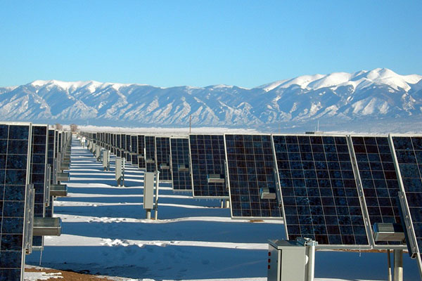 Advantages and disadvantages of solar photovoltaic power station
